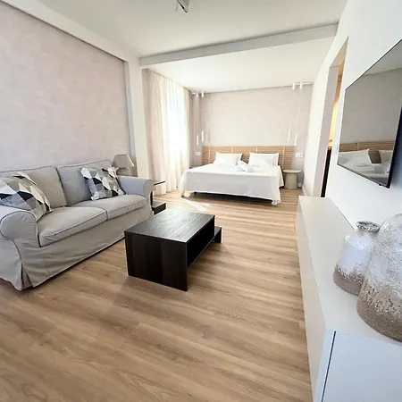 With Pool Downtown Area Of Cruz * 圣克鲁斯-德特内里费